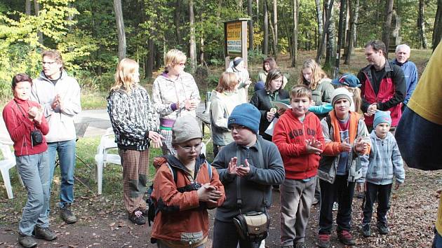 Podzimní Žabí běh 2009 na Prachově.