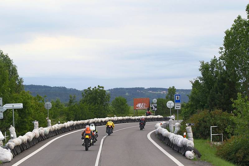 Motocyklové závody se v Jičíně konaly již po sedmdesáté.