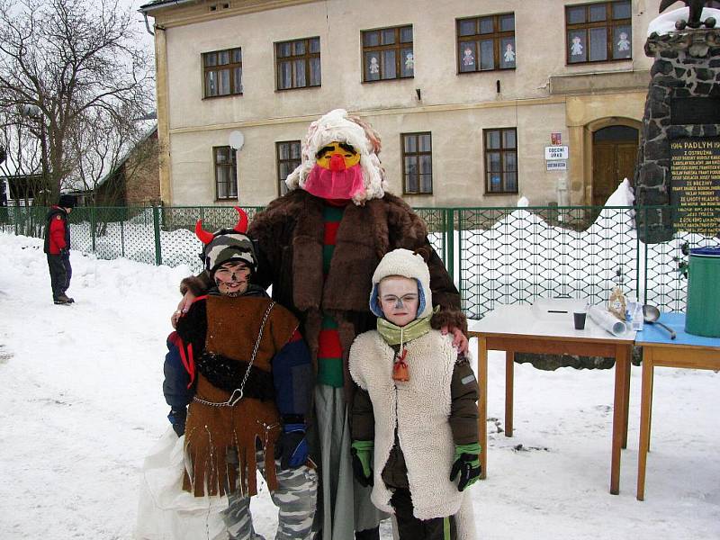 Masopustní veselí v Ostružně.