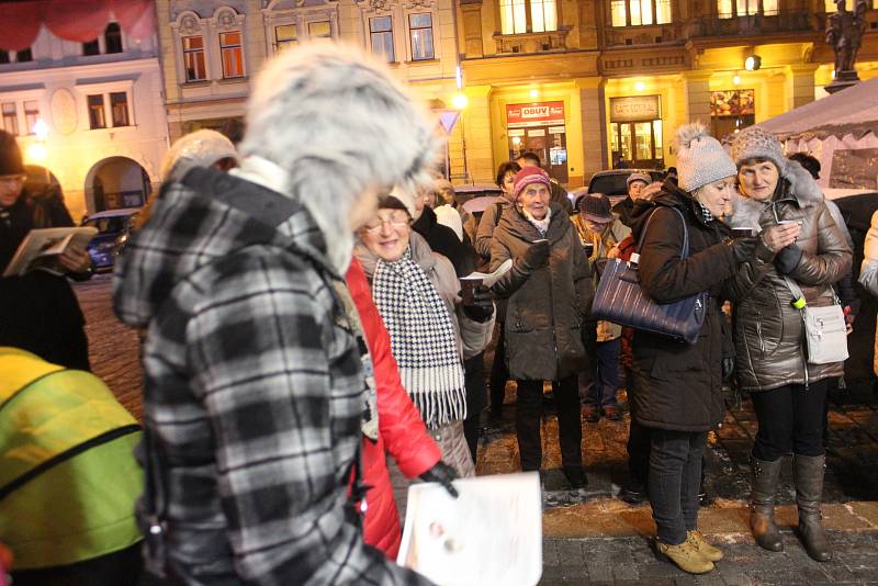 Česko zpívá koledy: Nová Paka.