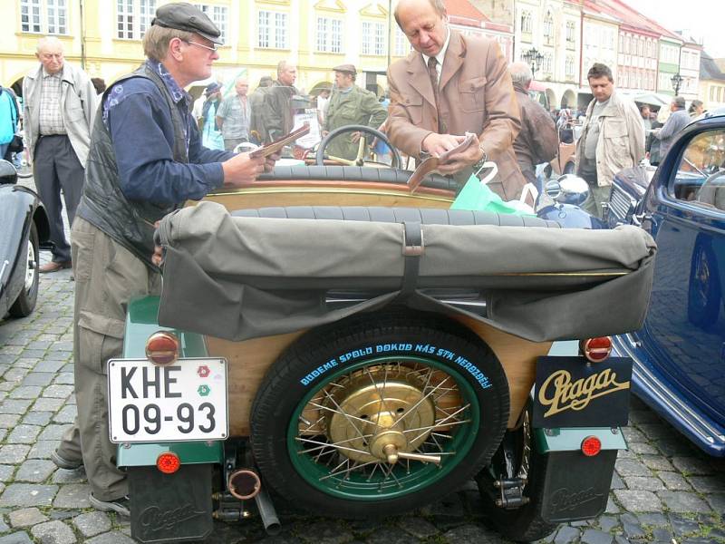 Nejzajímavější exponáty z jičínské akce Veteránem Českým rájem 2007.