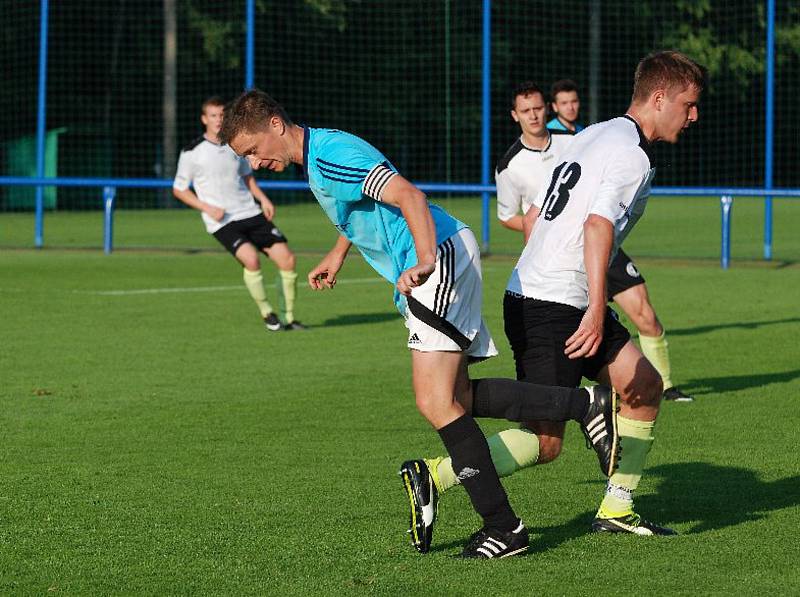 Krajský přebor ve fotbale: TJ Jiskra Hořice - FC Spartak Rychnov nad Kněžnou.