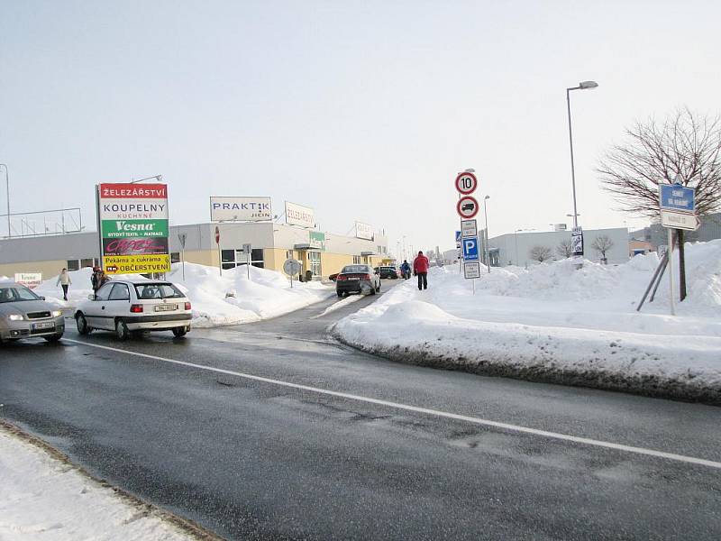 Zakázané odbočování.