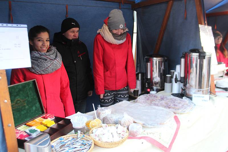 Vánoční trhy Střední školy gastronomie a služeb.