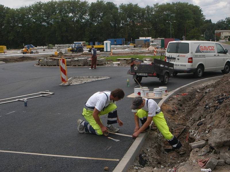 Jičínské okružní křižovatky.