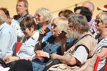 Genius loci, neboli "duch místa" je tématem letošního 66. ročníku festivalu českého jazyka a literatury Šrámkova Sobotka. Prozkoumat genia loci soboteckých uliček, hospod, lesů a rozkvetlých polí přijely stovky lidí z celého Česka.
