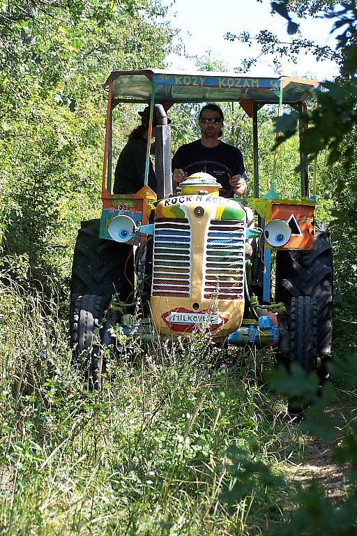 Originální traktor z farmy Stanislava Pence z Milkovic.