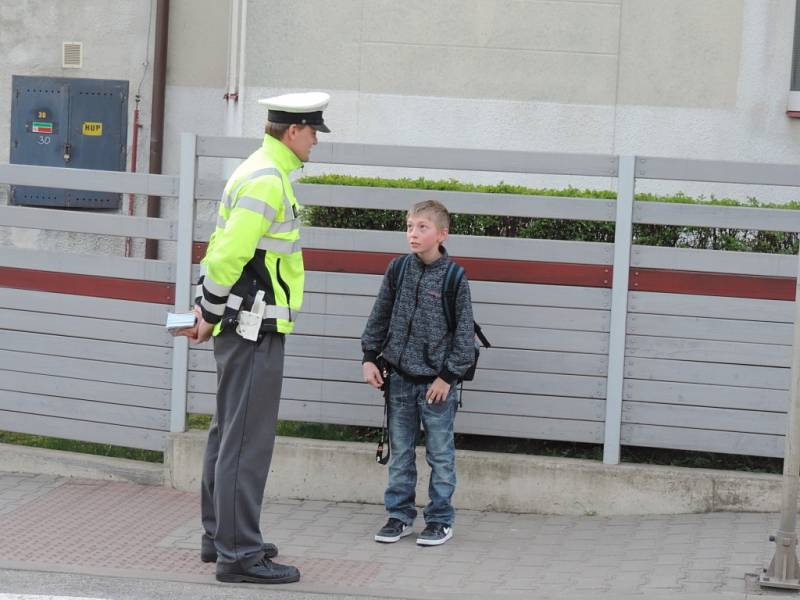 Policisté při akci Zebra se za tebe nerozhlédne.