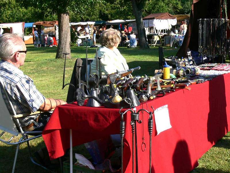 Sobotecké posvícení spojené s jarmarkem a festivalem řemesel.