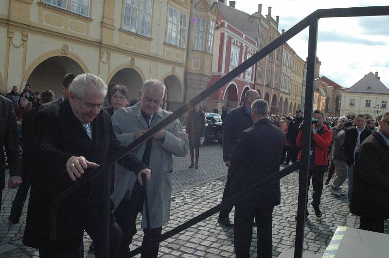 Z jičínské návštěvy prezidenta Miloše Zemana.