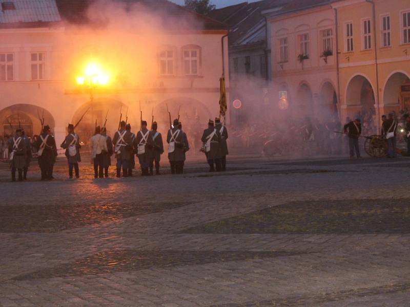 Připomínka bitvy roku 1866 v Jičíně.