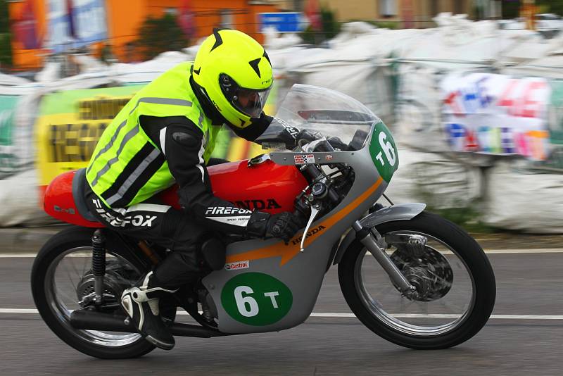 Motocyklové závody se v Jičíně konaly již po sedmdesáté.