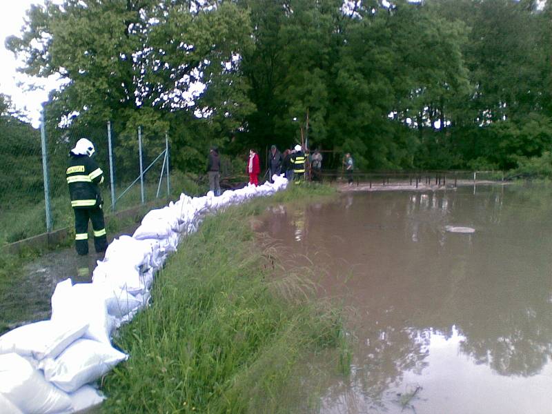Velká voda v Kopidlně.