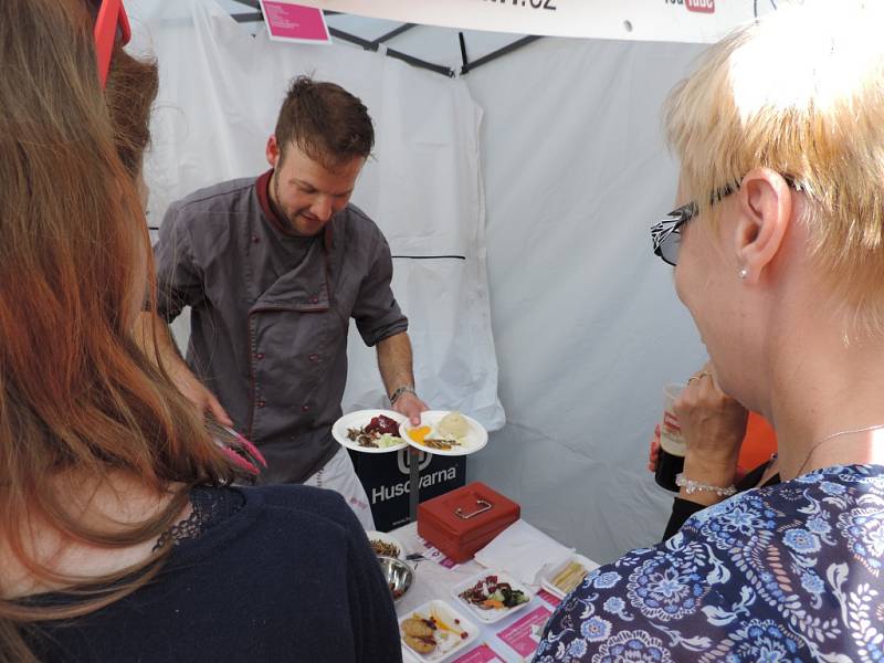 Jičínský Food festival v parku.