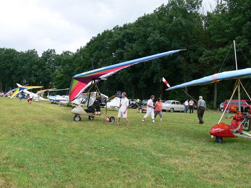 Z Leteckého reje 2008 v Chotči.