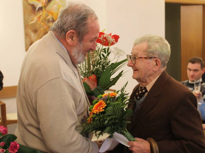 Miroslav Holan z Lomnice nad Popelkou oslavil sto let.