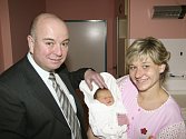 První narozené miminko z Jičína v letošním roce v jičínské porodnici Terezka Řeháčková. Do porodnice ji i maminku přišel navštívit starosta Martin Puš.