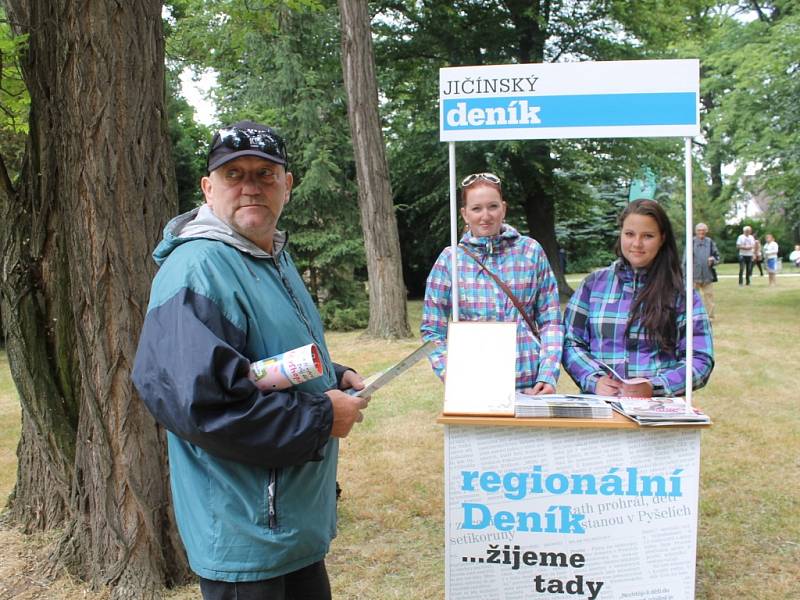 Bělohradské folklorní slavnosti Pod Zvičinou.