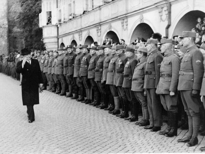 Prezident Edvard Beneš při návštěvě Jičína roku 1946.