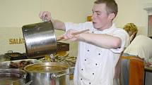 Kuchaři v bělohradském učilišti.