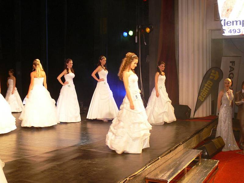 Finále soutěže Dívka roku 2010 v Jičíně.