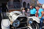 Na tři dny se sjely do Jičína automobily, vyrobené do roku 1918 a motocykly na řemenový pohon. Ojedinělou akci Loukotě a řemeny v Jičíně zakončí dnešní vyjížďka do Sobotky.