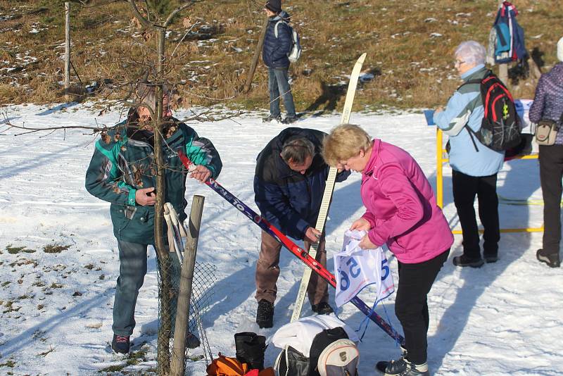 Osmých zimních sportovních her seniorů v Nové Pace se zúčastnil rekordní počet účastníků, z celého kraje se jich sjelo do Ski areálu Máchovka 233.