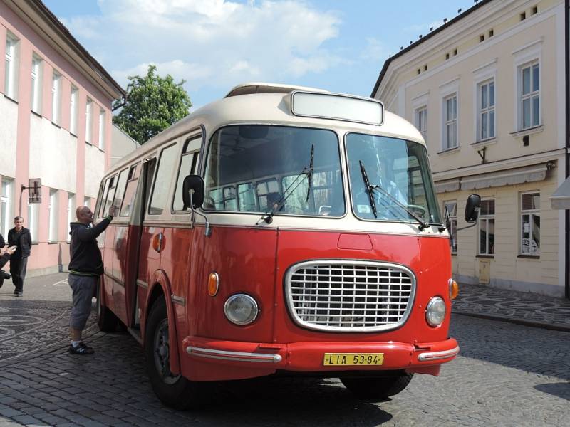 Z prezentace autobusů firmy BusLine Semily.