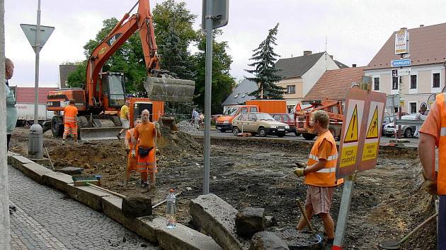 Z modernizace libáňského náměstí v roku 2008.