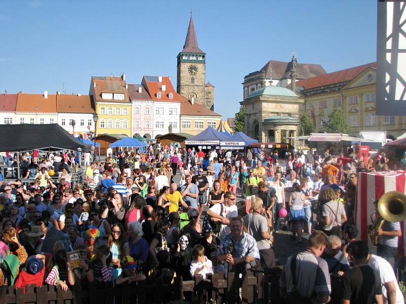 Ze zahájení jičínského pohádkového festivalu.