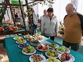 Slavnosti jablek a cibule v Lázních Bělohradě.