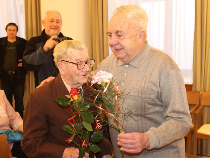 Miroslav Holan z Lomnice nad Popelkou oslavil sto let.