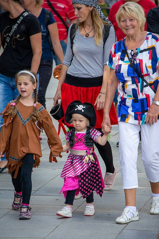 Festival Jičín - město pohádky letos nese téma Komu se nelení, tomu se zelení.