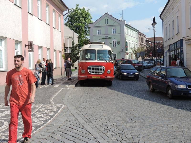 Z prezentace autobusů firmy BusLine Semily.