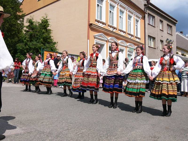 Bělohradské slavnosti písní a tanců.