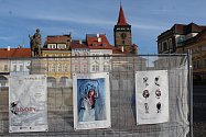 Výstava z dílny spolku Art Movement oživí Valdštejnovo náměstí do 11. listopadu.