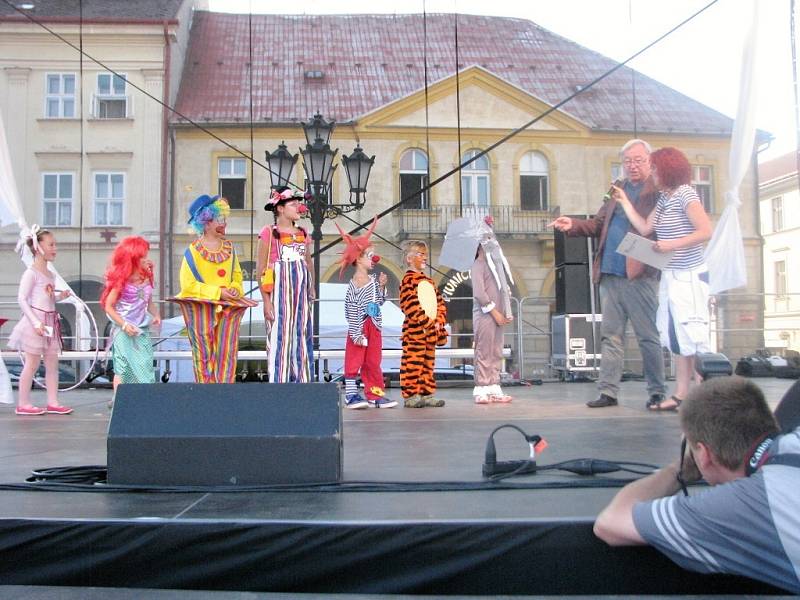 Slavnostní zahájení festivalu Jičín - město pohádky.