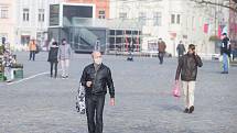 Povinné nošení roušek na Masarykově náměstí v Jihlavě.
