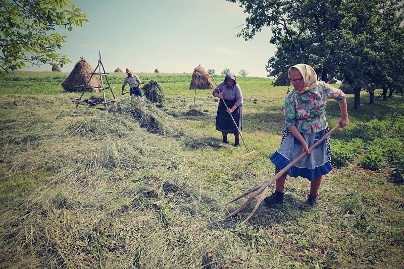 Třešťský fotograf David Tesař dokumentuje život v českých vesnicích v rumunském Banátu