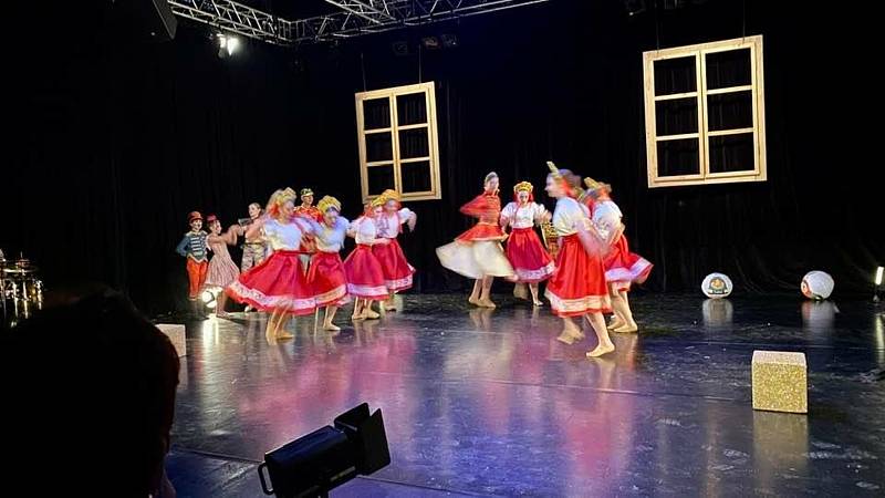 Představení plné hudby a pohybu si užili návštěvníci jihlavského DIODu v podání Nart Dance School.