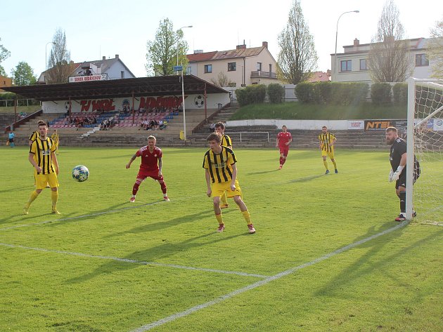 Máme úzký kádr. A náš vstup do soutěže byl tragický, láteří šéf HFK Třebíč Němec