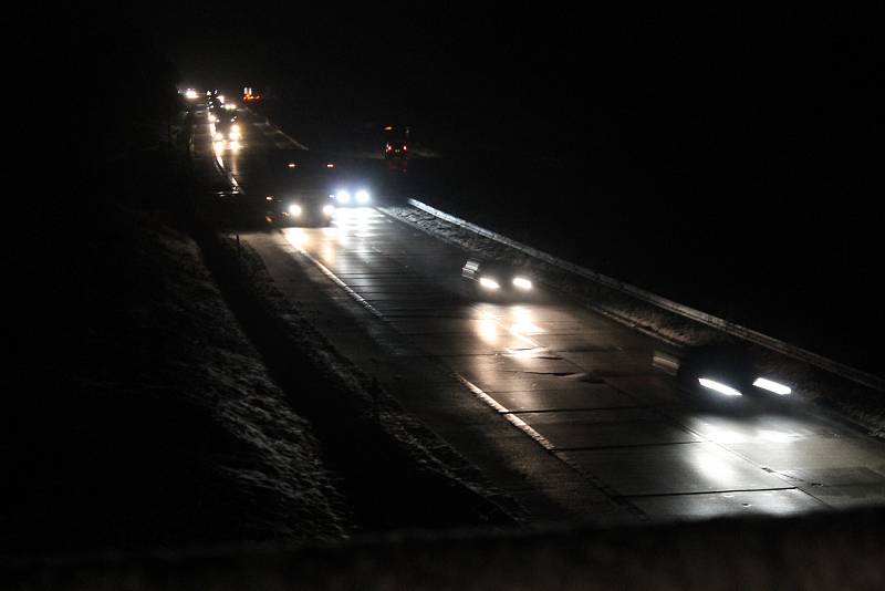 V noci z pátku na sobotu řidiči po dálnici mezi Velkým Beranovem a Měřínem neprojedou.