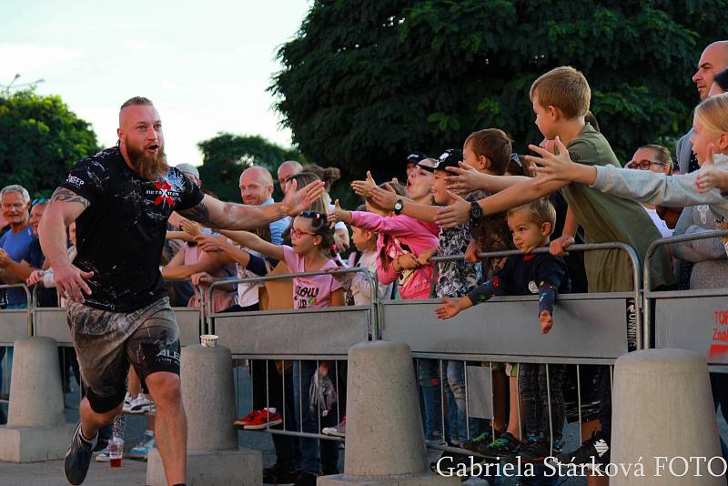 Strongman Ludvík Lang.