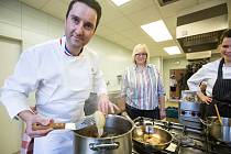Díky spolupráci s regionem Grand Est zavítal v minulosti na Vysočinu například šéfkuchař Philippe Mill, držitel dvou michelinských hvězd. Učil vařit místní studenty gastronomie.