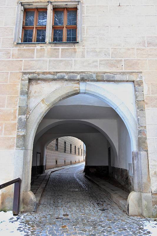 Historická Telč je krásná v každém ročním období. Takhle vypadá, když zapadne sněhem.