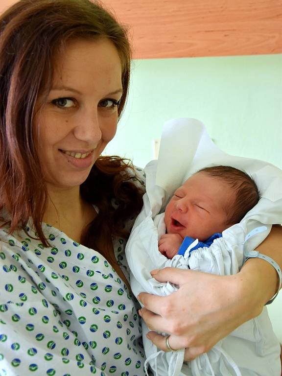 Teodor Kohout, 25. 5. 2015, 3 310 g, 49 cm, Jihlava 