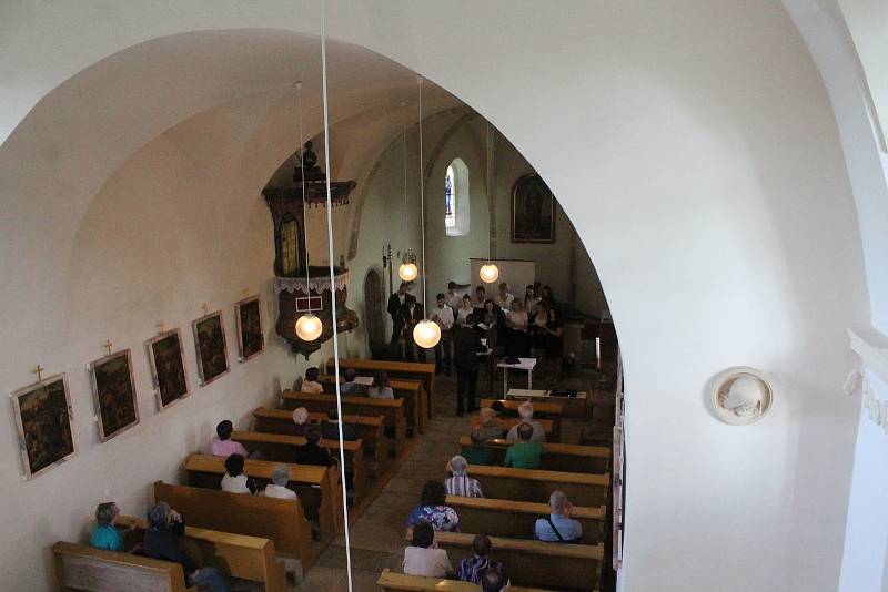 V kostelech často probíhaly koncerty.