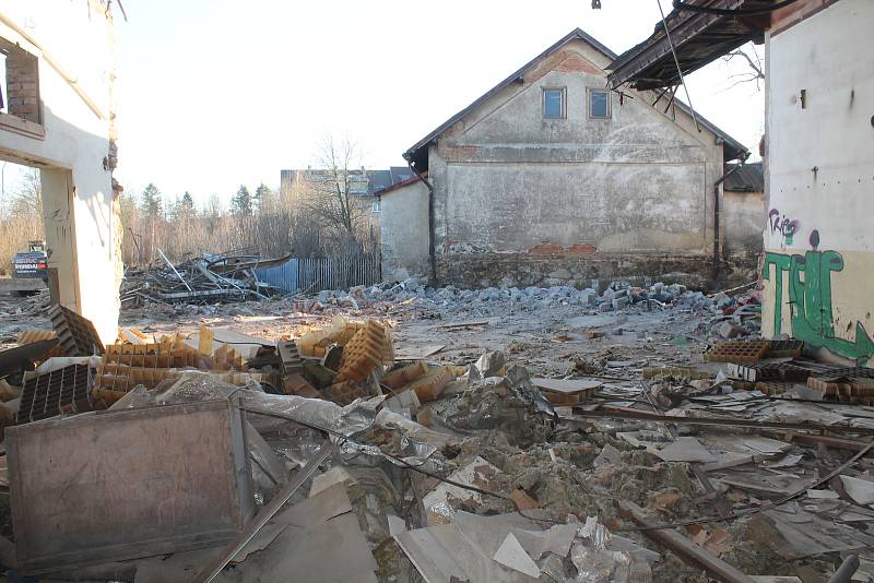 Sklárny v Dobroníně v polovině února 2019.