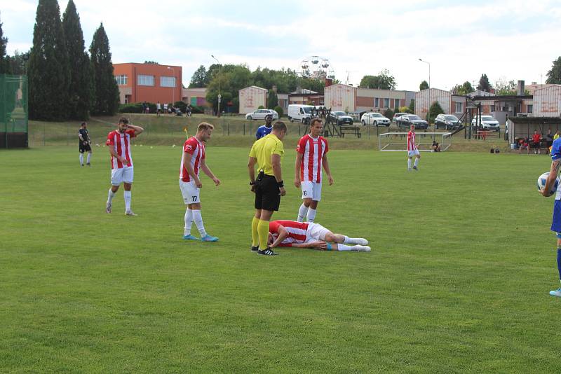 Přípravné utkání mezi Vysočinou Jihlava a Viktorií Žižkov v Dolních Kralovicích.