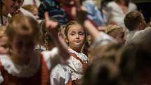 Postupová přehlídka dětských folklórních souborů z kraje Vysočina.